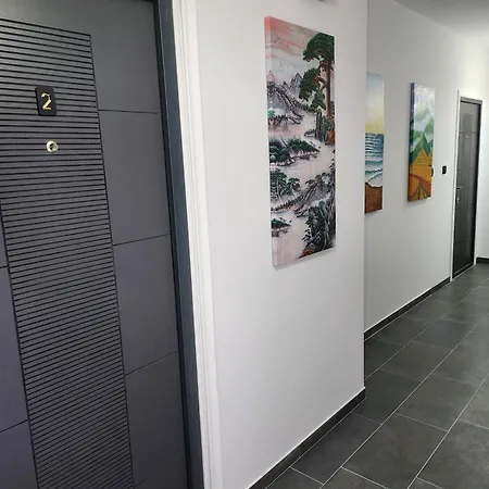 Διαμέρισμα Crassula Lux *