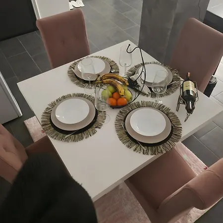 Crassula Lux * Surčin