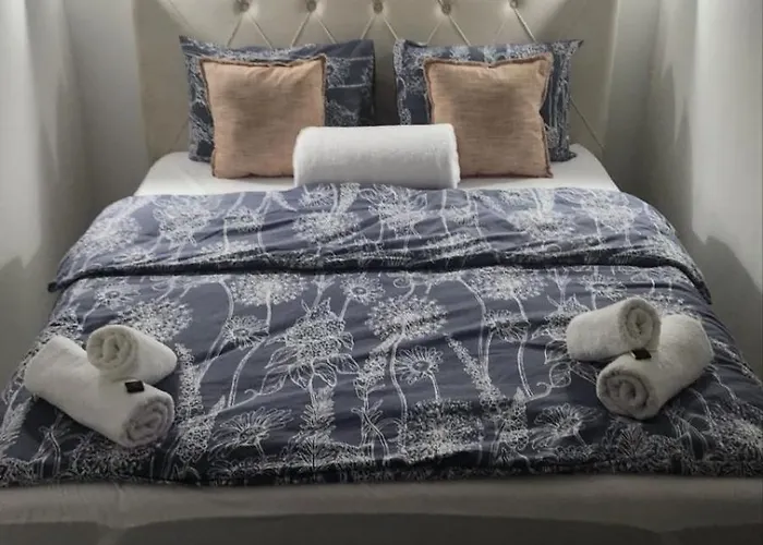 Crassula Lux 2 Surčin